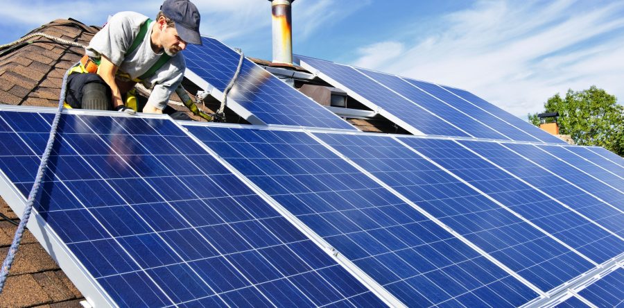 Providencia inauguró su primera planta de energía solar